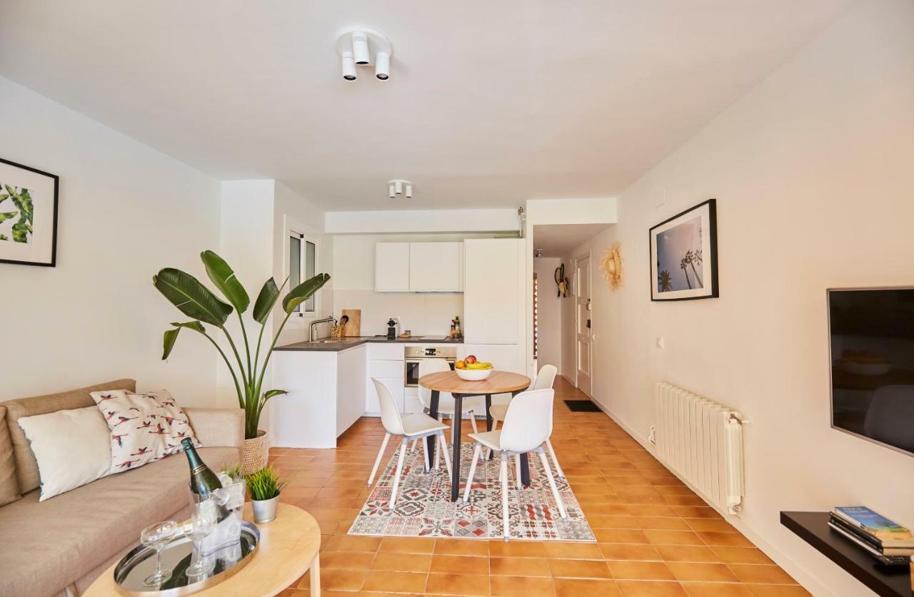 Beachfront Resort Apartment Кастельдефельс Экстерьер фото